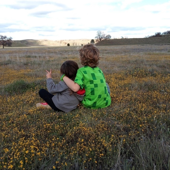 Meet your Posher, Heather - Picture 2 of 8